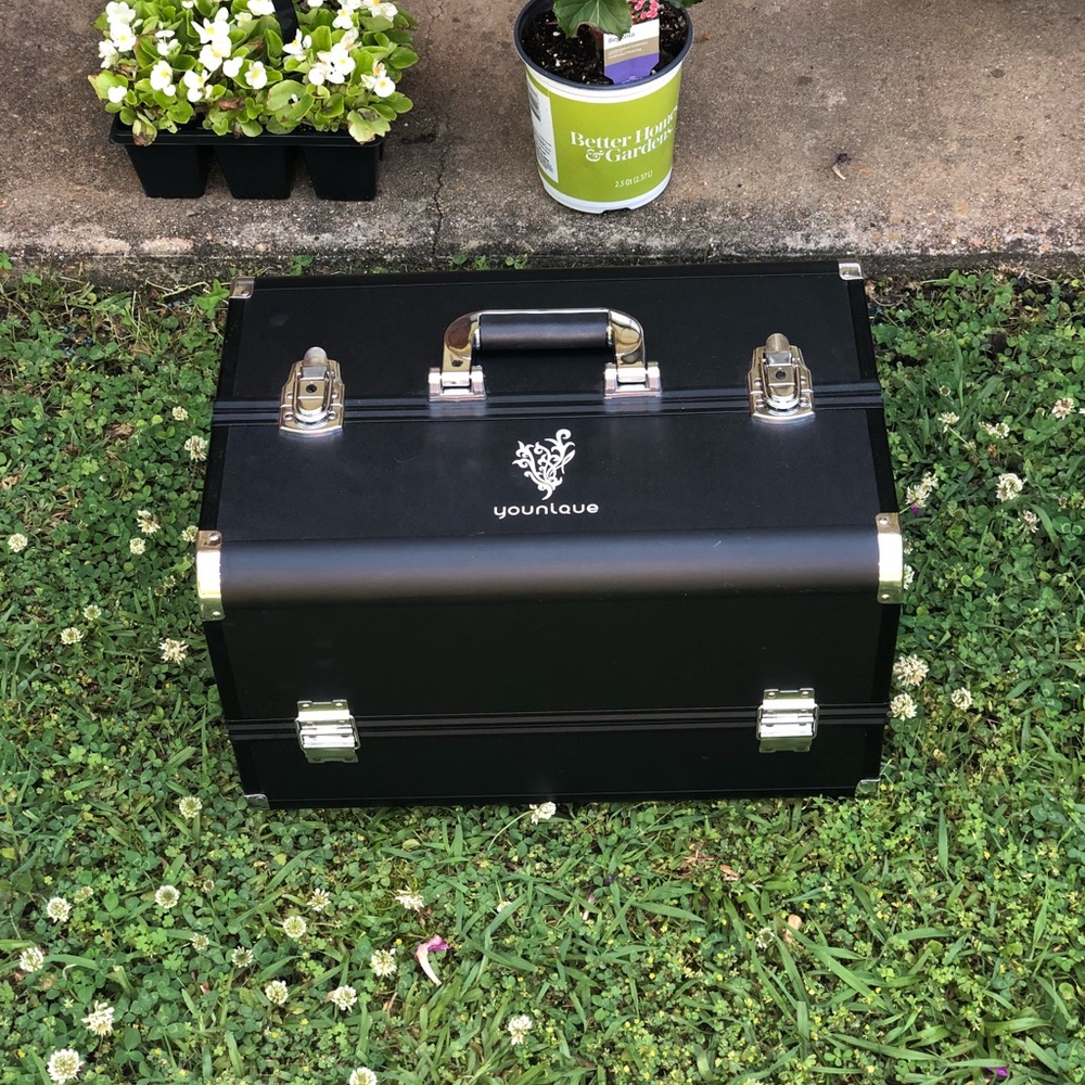 Younique Trunk HUGE